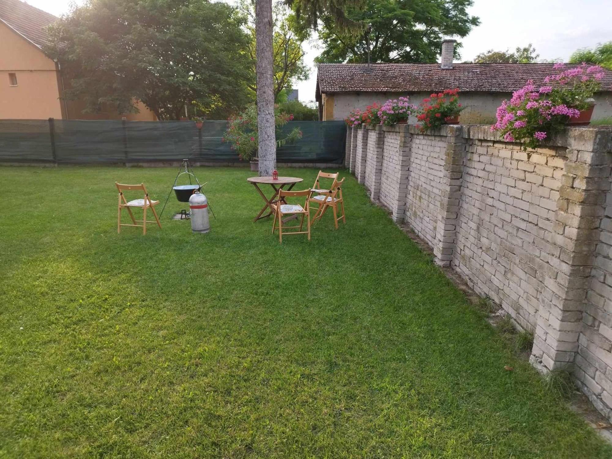 Tartós Szegfű Vendégház, Magánszállás Tazlar Extérieur photo