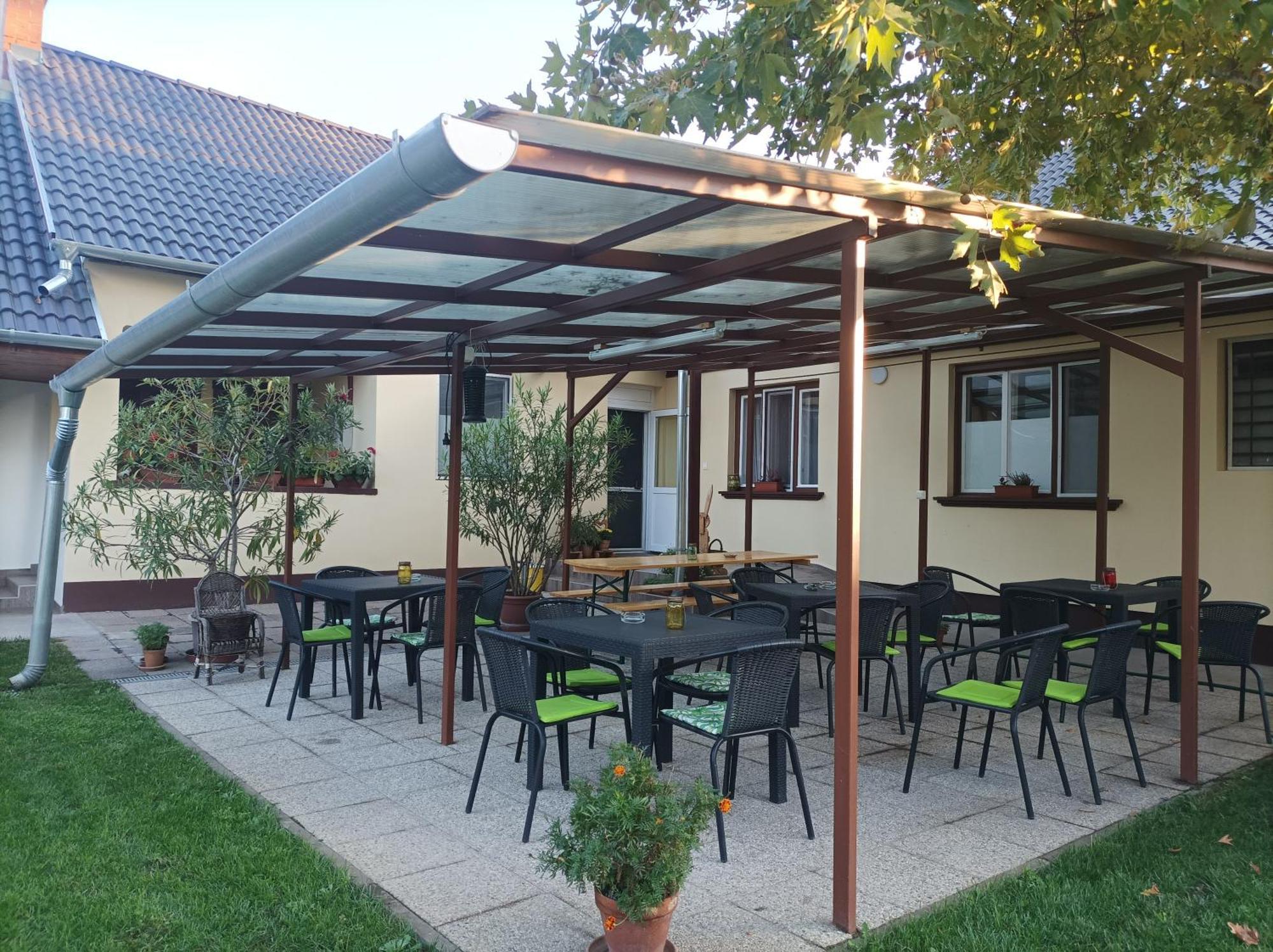 Tartós Szegfű Vendégház, Magánszállás Tazlar Extérieur photo